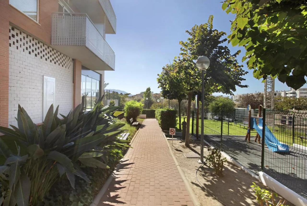 Malaga Campus Apartment Parking Included מראה חיצוני תמונה